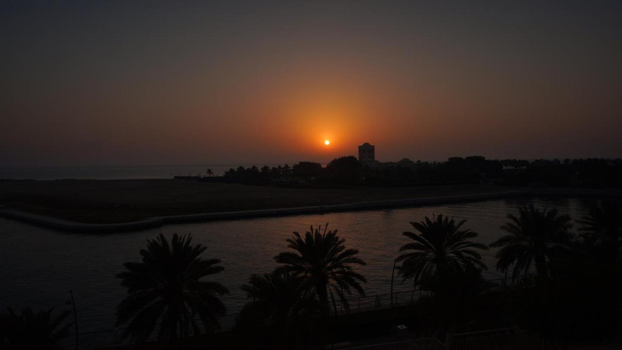 Marina Two Apartment 201 With Direct Sea View King Abdullah Economic City Eksteriør billede